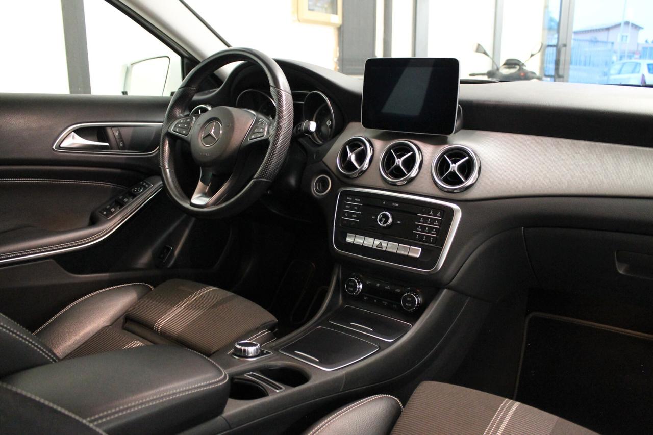 Mercedes-benz GLA 200 d Automatic Premium