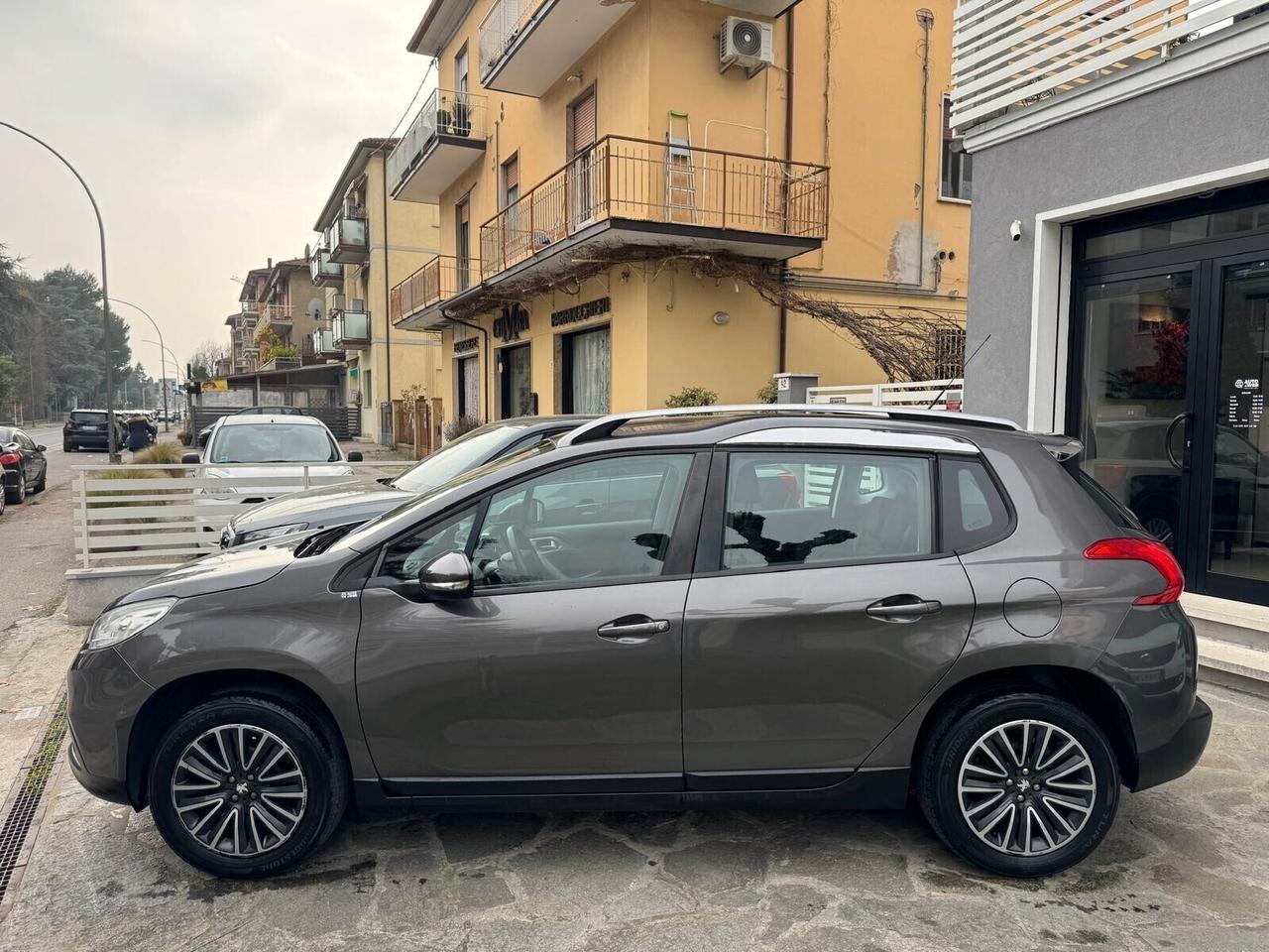 PEUGEOT 2008 PureTech 82 ALLURE GPL NEOPAT