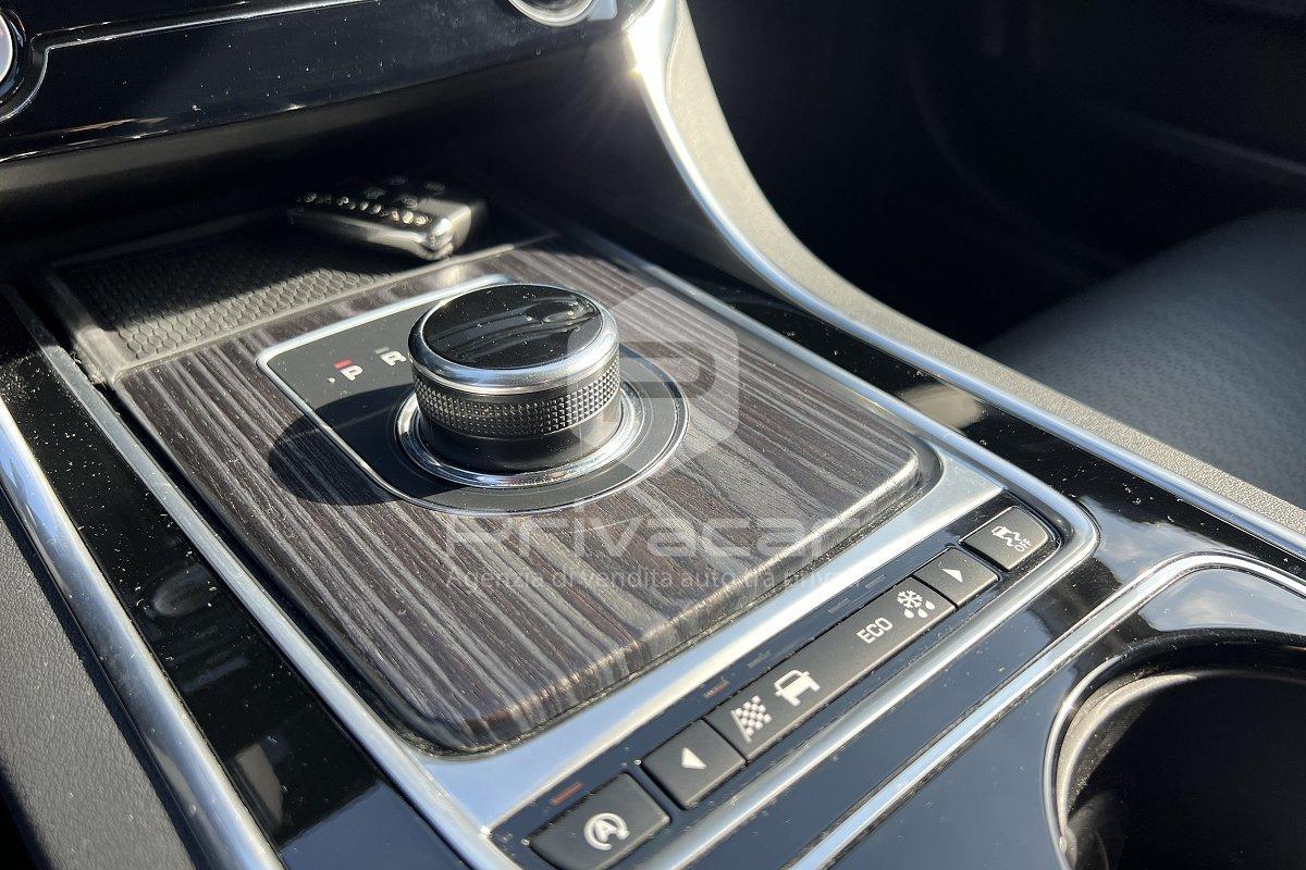 JAGUAR XE 2.0 D Turbo 180 CV AWD aut. Portfolio