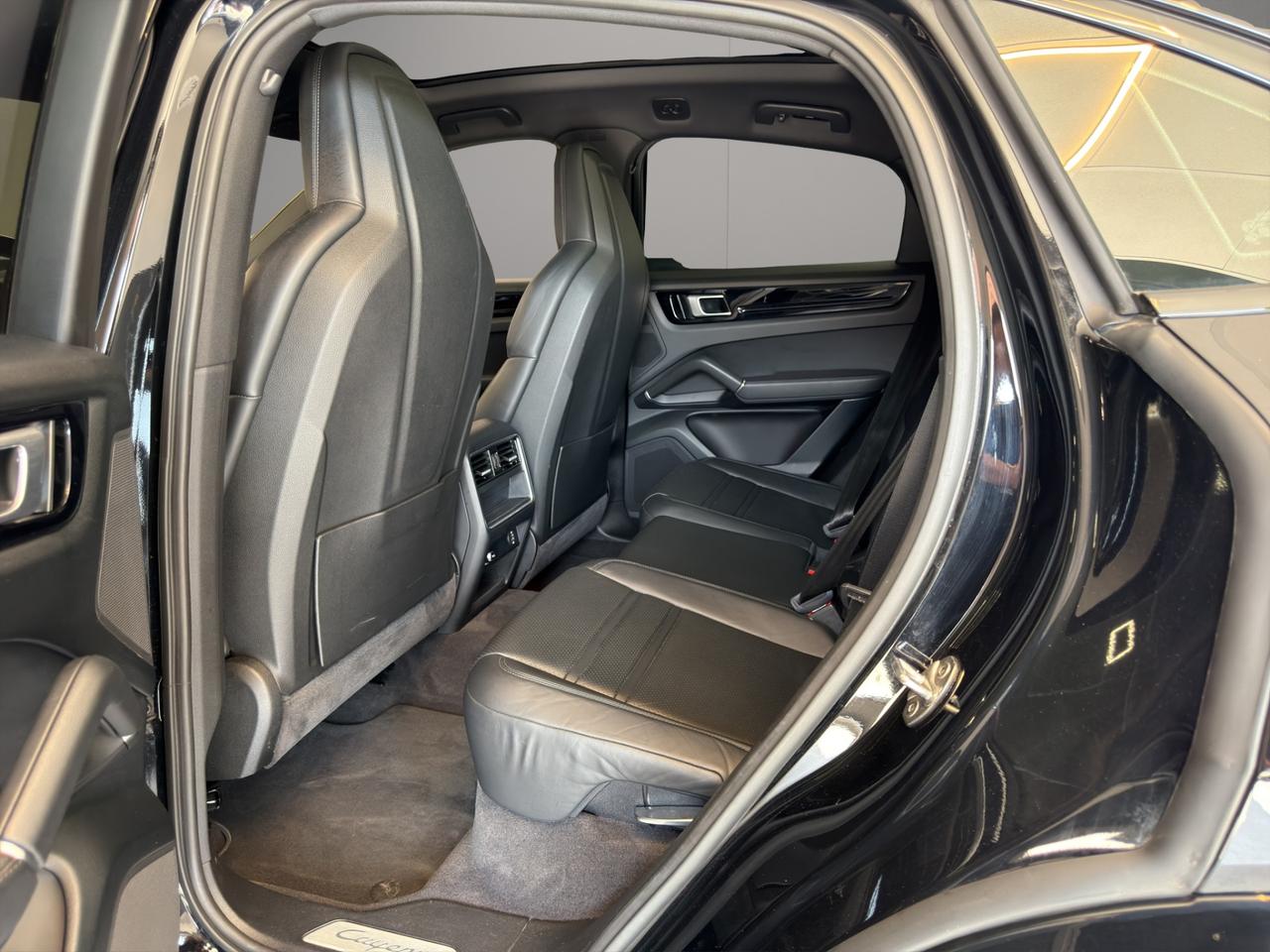 Porsche Cayenne Coupe 3.0 V6 tiptronic 340cv - Unipro - Iva Esposta - Promo Finanziamento