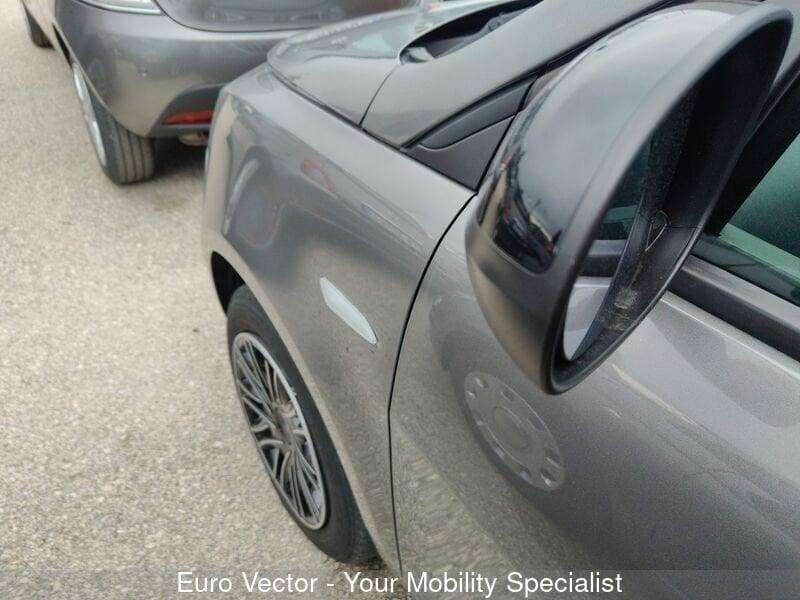 Lancia Ypsilon 0.9 TwinAir 5 porte Metano Ecochic Gold