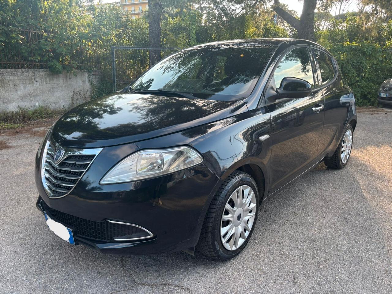 LANCIA YPSILON 1.2 GPL SILVER - 2014