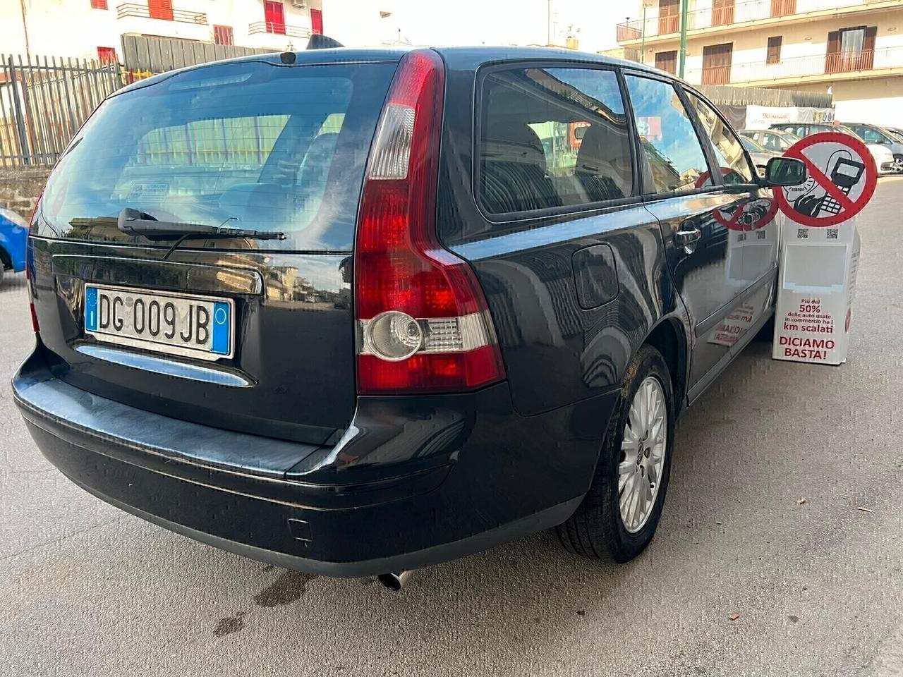 Volvo V50 2.4 disel Anno 2004 Cambio Automatico