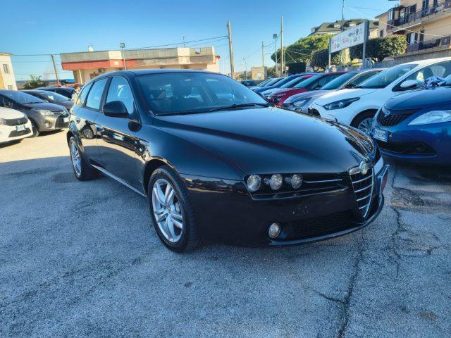 ALFA ROMEO 159 1.9 JTDm Sportwagon Distintive