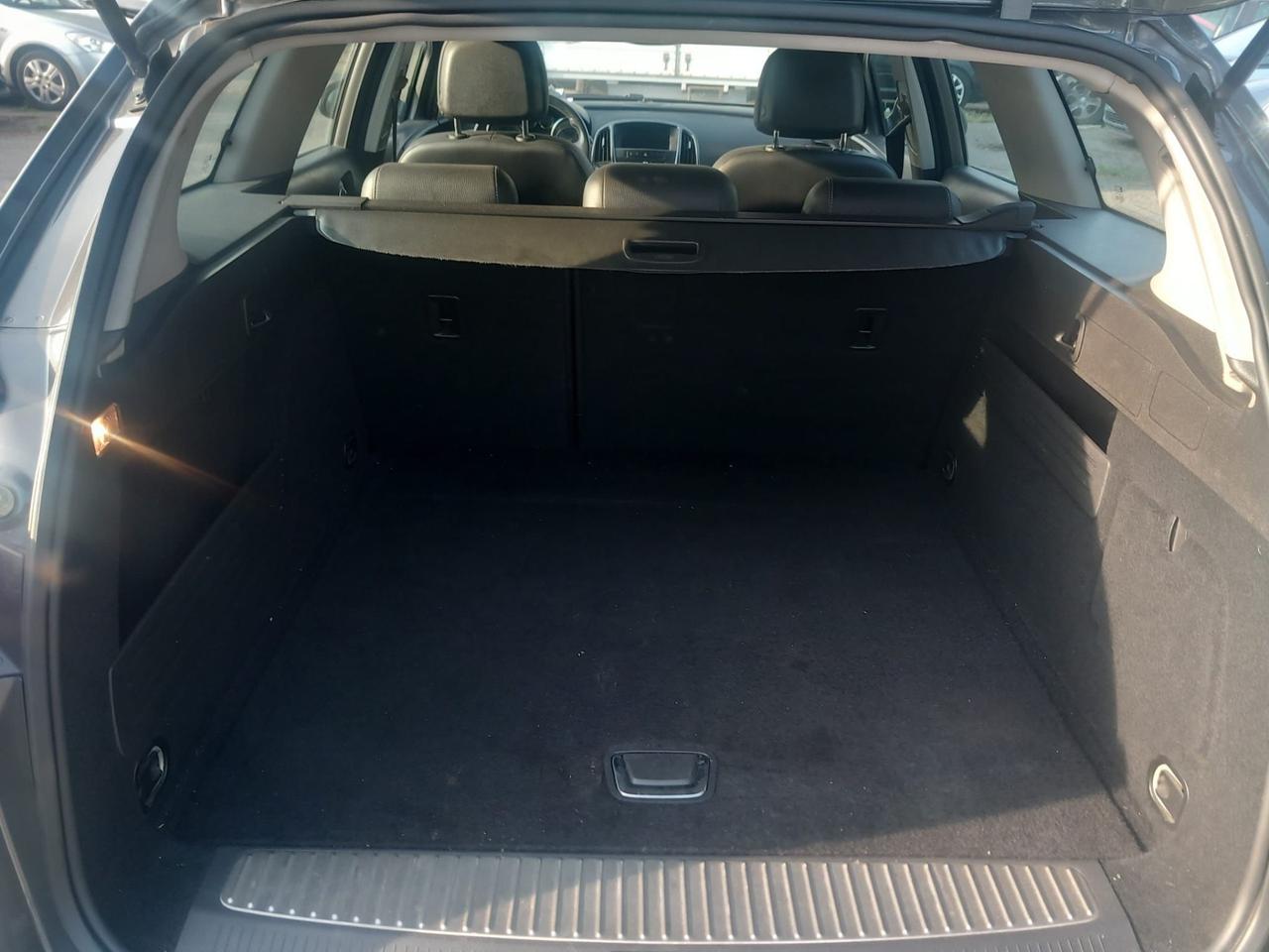 Opel Astra 1.7 CDTI 110CV Sports Tourer Cosmo