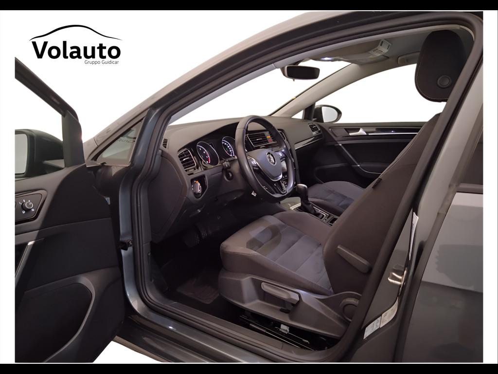 VOLKSWAGEN Golf VII 2017 5p - Golf 5p 1.5 tgi Executive 130cv dsg