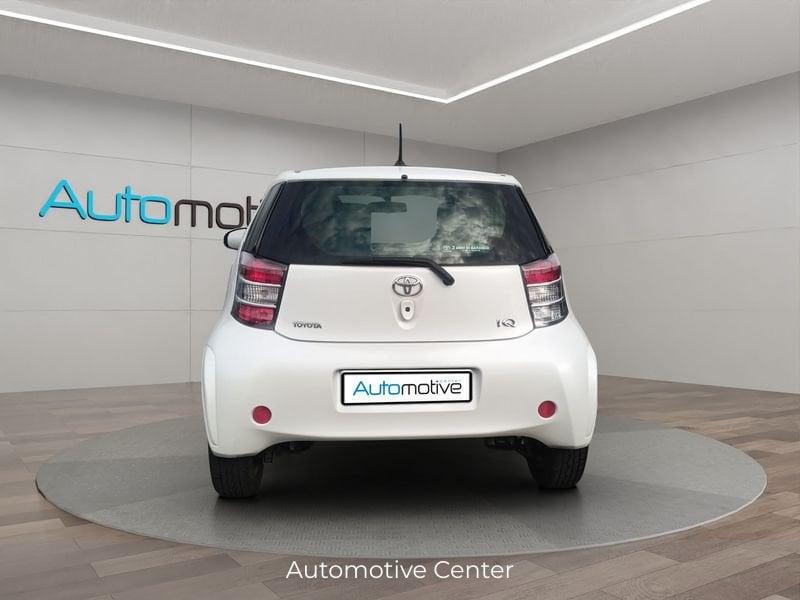Toyota iQ 1000 SOL