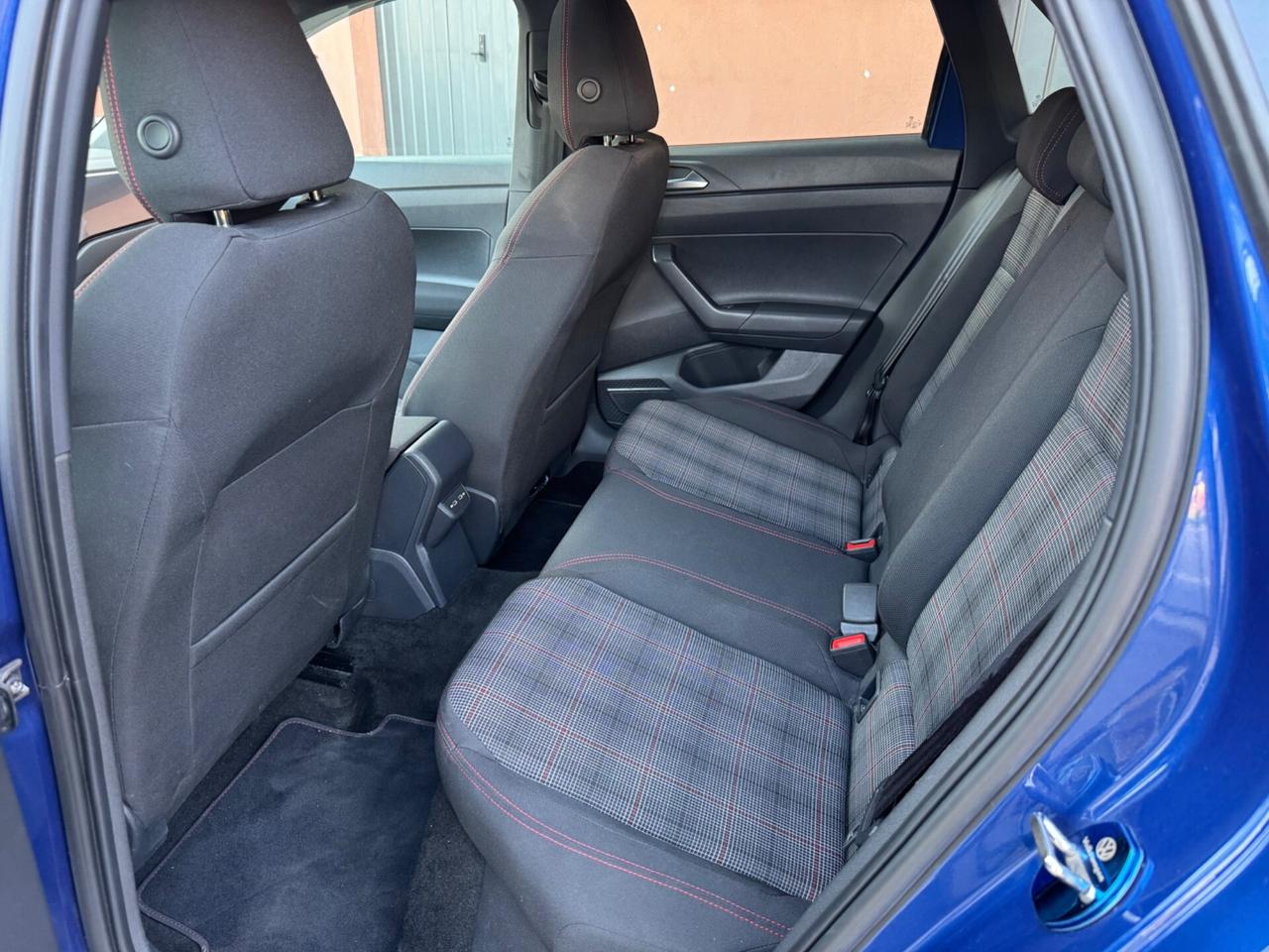 Volkswagen Polo 2.0 TSI DSG GTI