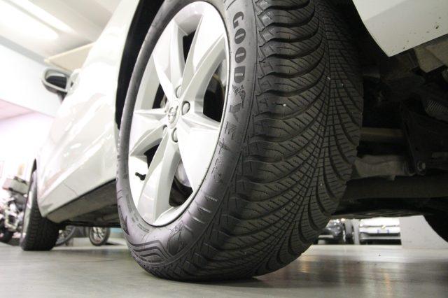 VOLVO XC60 B4 (d) AWD Geartronic Business