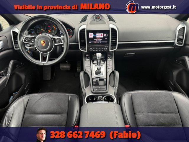 PORSCHE Cayenne 3.0 Diesel Platinum Edition