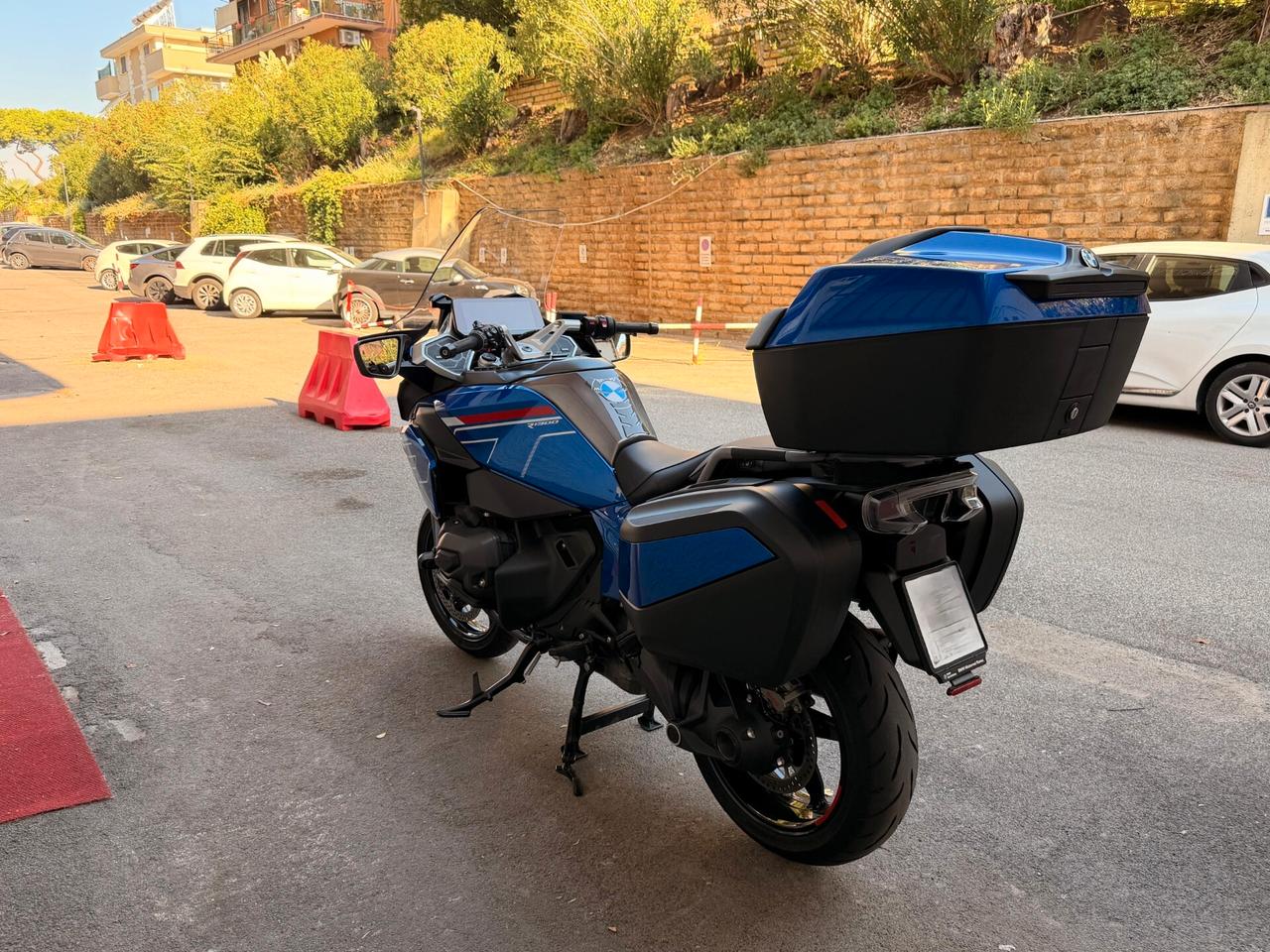 Bmw R 1300 RT Tour Full-Optional - Tua da 478,00 €