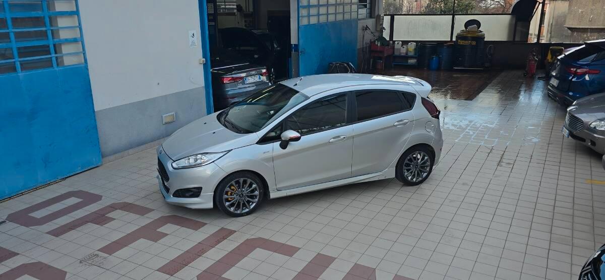 Ford Fiesta 1.5 tdci ST-line 75cv 5p **gar 2 anni ford*
