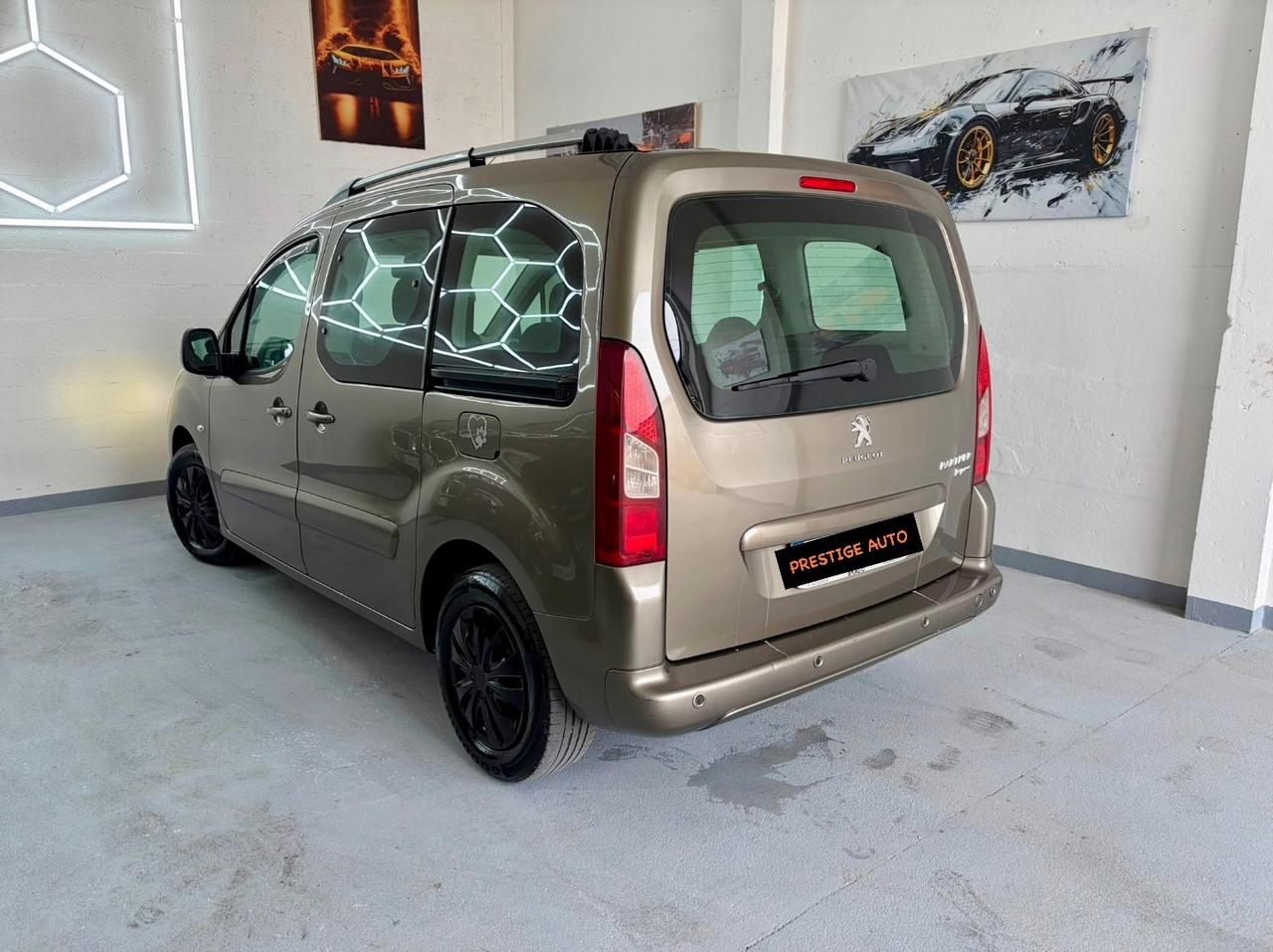 Peugeot Partner Tepee 1.6 HDi 115CV Family