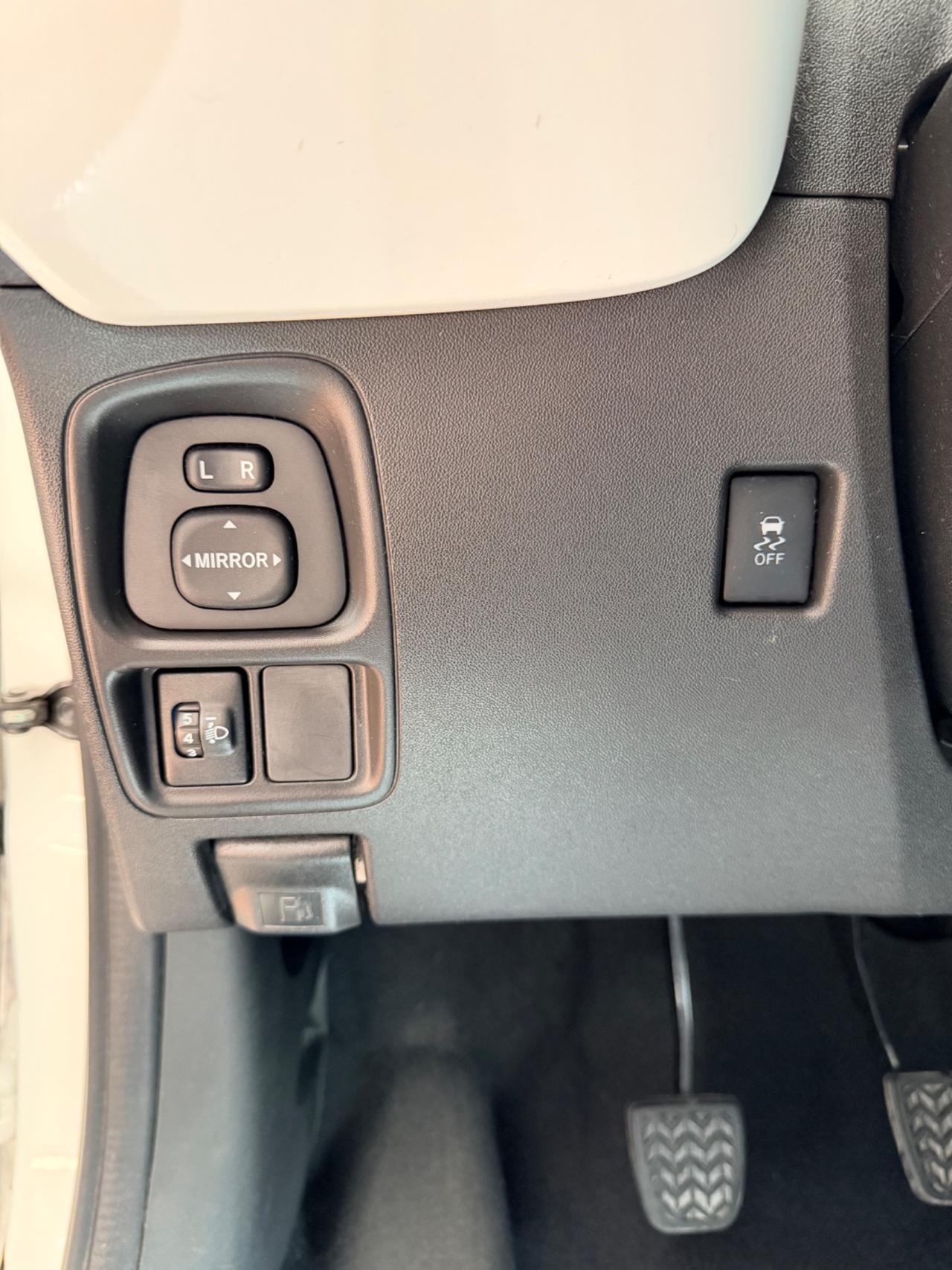 Toyota Aygo 1.000 benzina 69cv Neopatentati