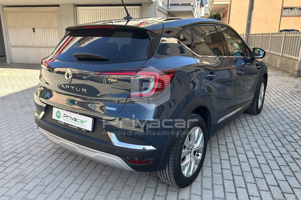 RENAULT Captur Plug-in Hybrid E-Tech 160 CV Intens