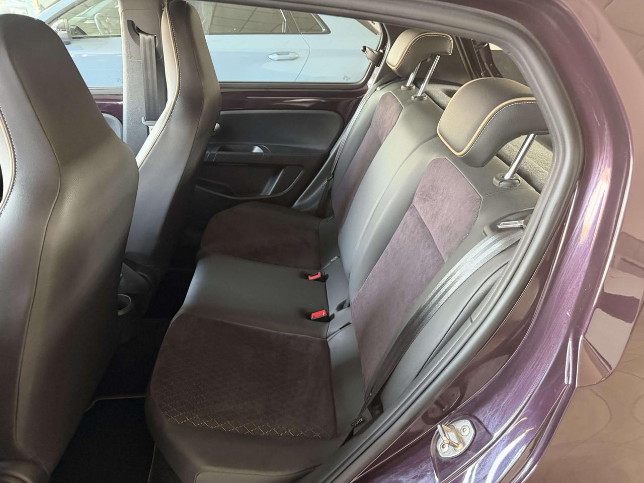 Seat Mii Mii 3p 1.0 by Cosmopolitan 60cv - Nessun