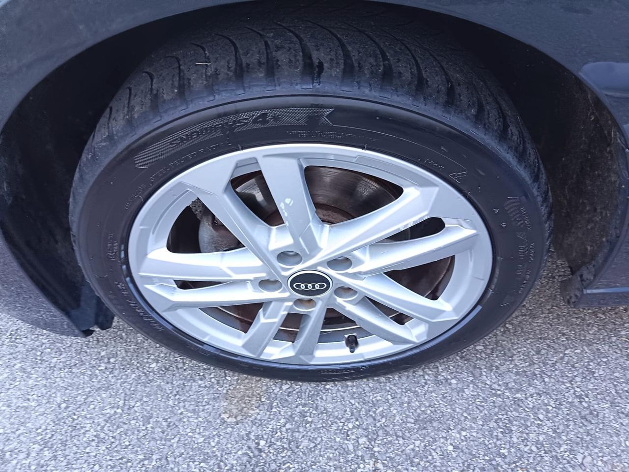 Audi A3 Sedan 30 TDI Business Advanced