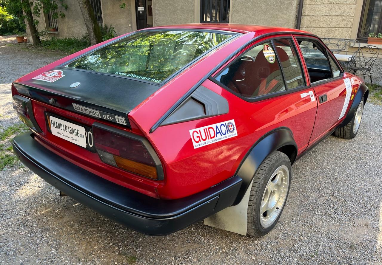 Alfa Romeo Alfetta GTV 2.0