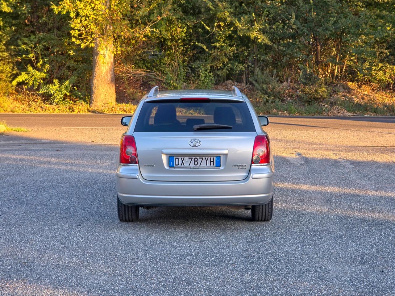 Toyota Avensis 2.0 D-4D Wagon CV-126 E4 Manuale NEO 2009