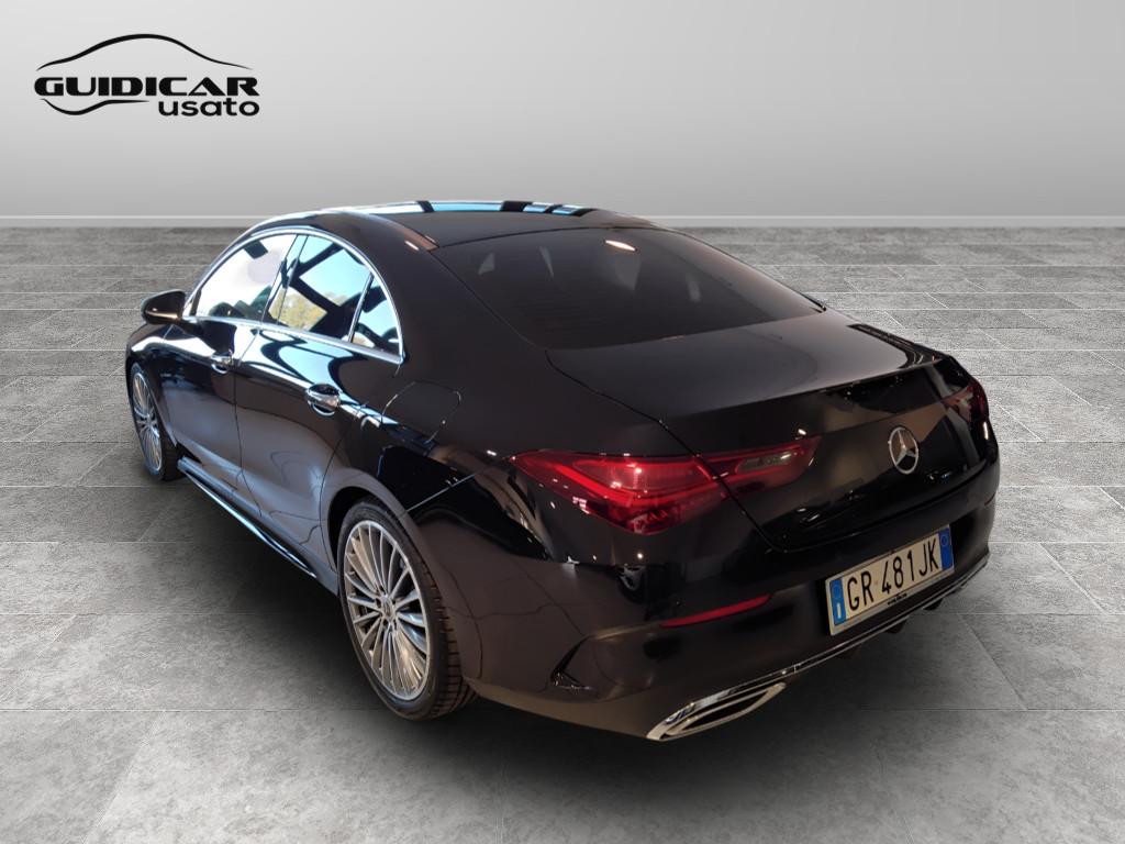 Mercedes-Benz CLA Coupe - C118 2023 - CLA Coupe 200 d AMG Line Advanced Plus auto