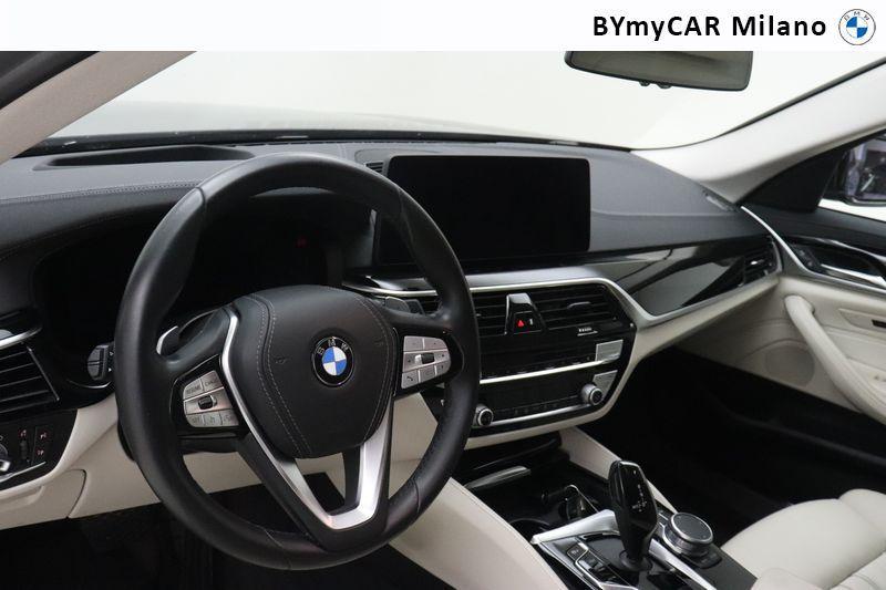 BMW Serie 5 Touring 530 e Luxury Steptronic