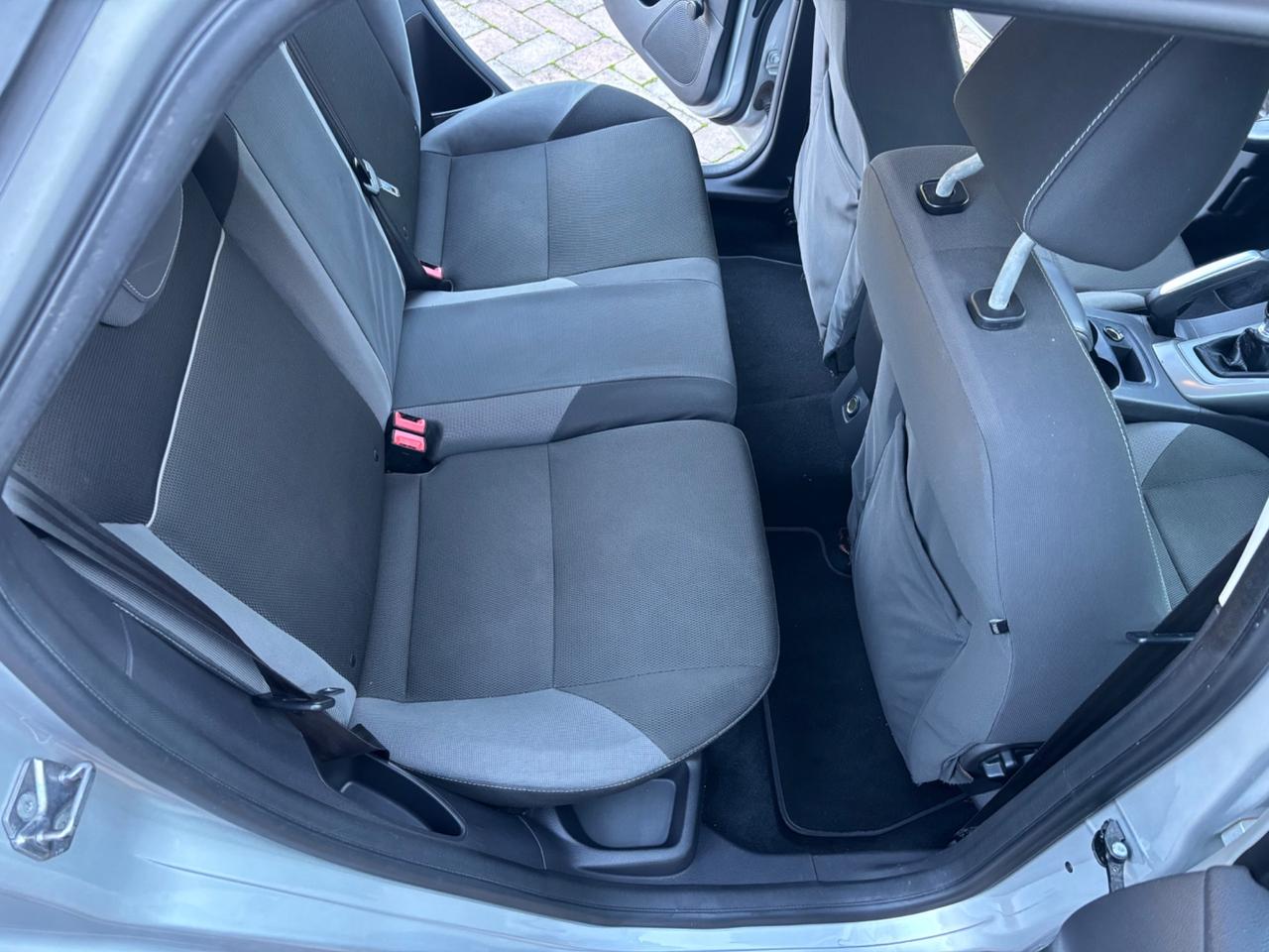 Ford Focus 1.6 TDCi 115 CV SW AUTO SOLO PER OPERATORI DEL SETTORE.