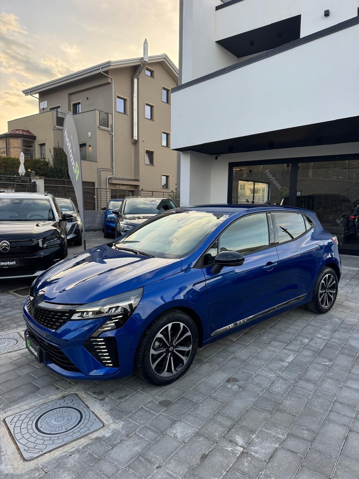 Renault Clio TCe 90 CV 5 porte Techno