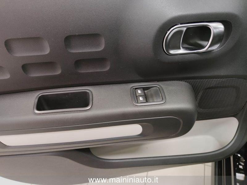 Citroën C3 1.2 110cv Plus + Car Play