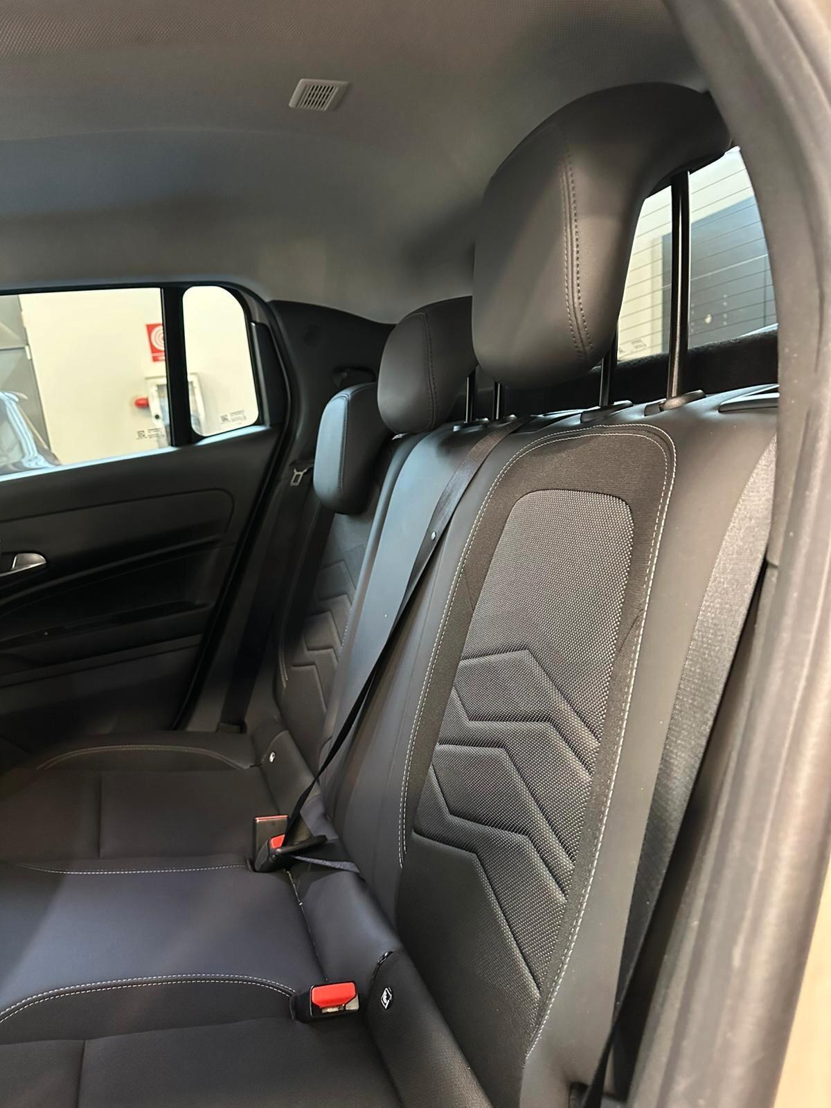 Jeep Avenger 1.2 Turbo 100 CV Summit