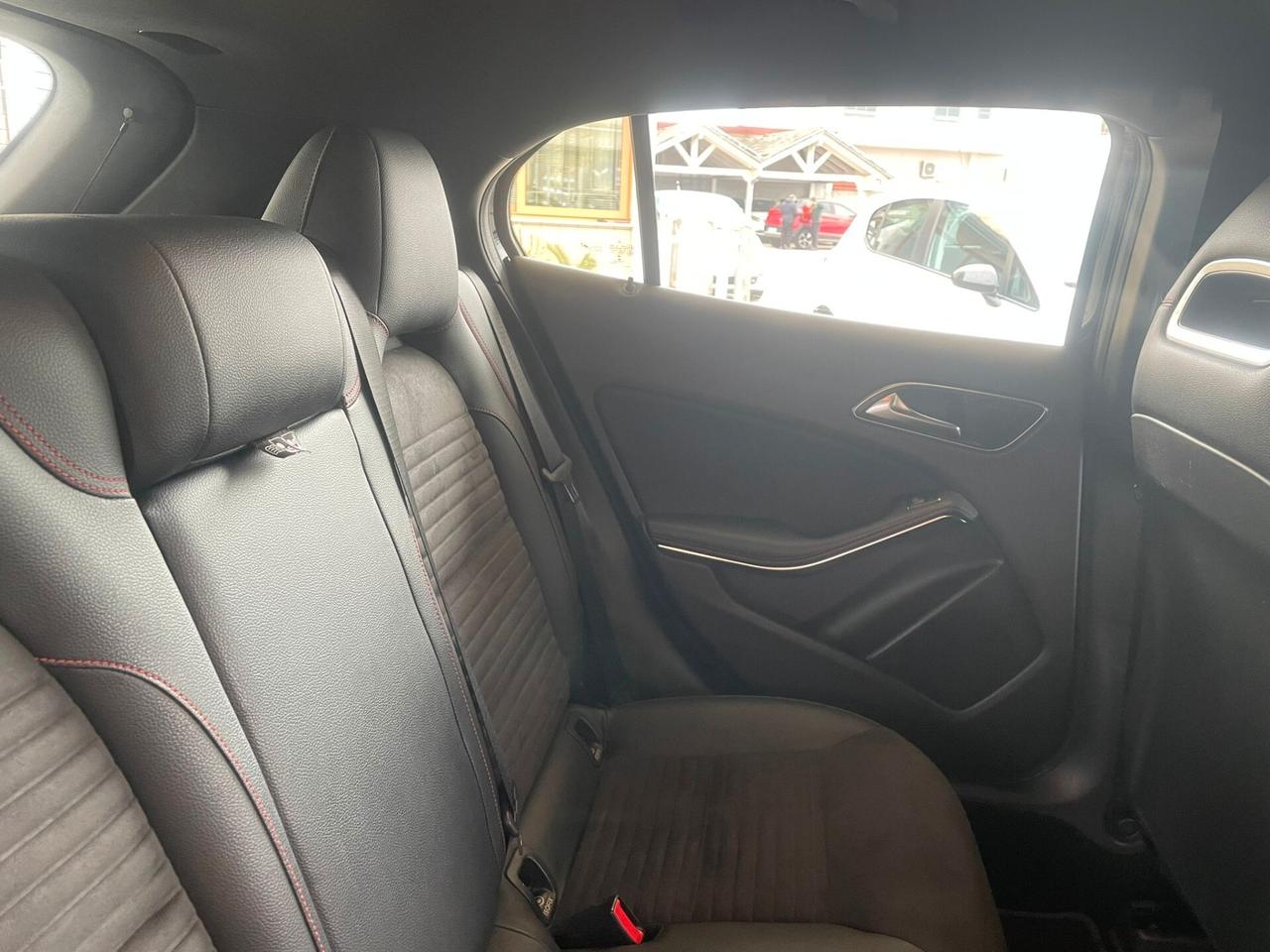 Mercedes-benz GLA 200 d Automatic Sport