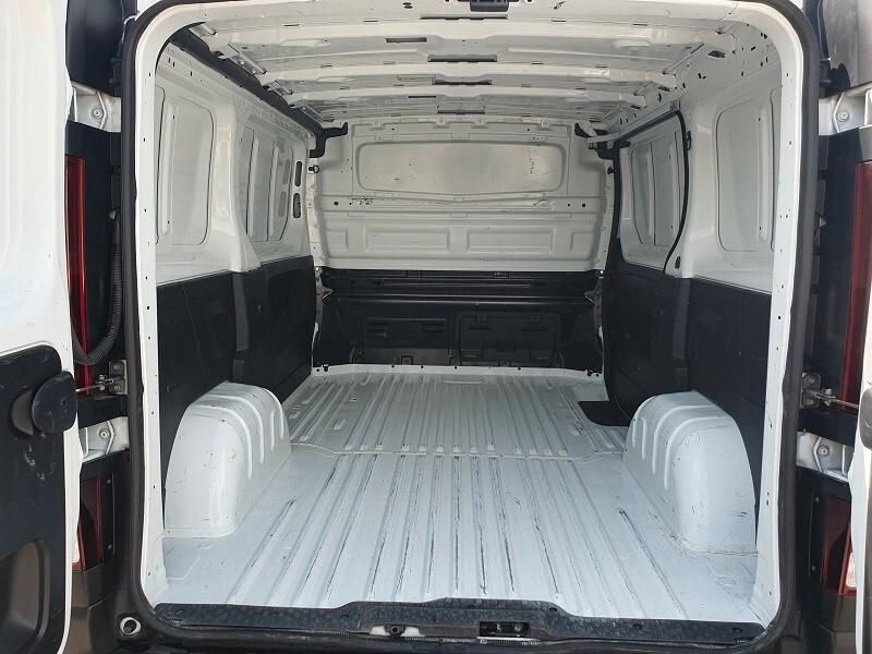 NISSAN NEW Primastar 29 2.0 dCi 110CV S&S L1H1 PDC