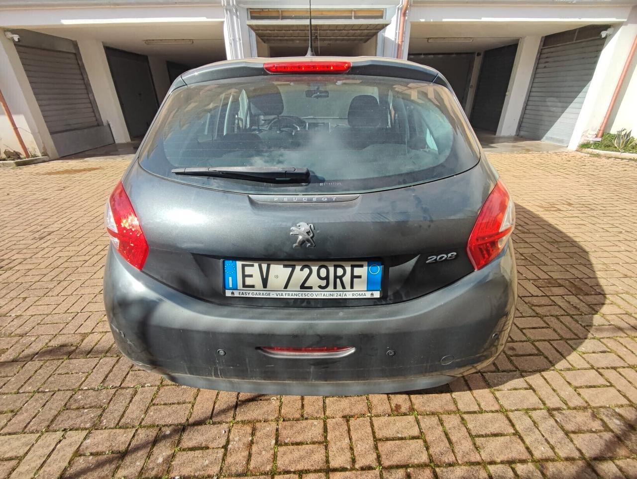 Peugeot 208 PureTech 82 5 porte Allure