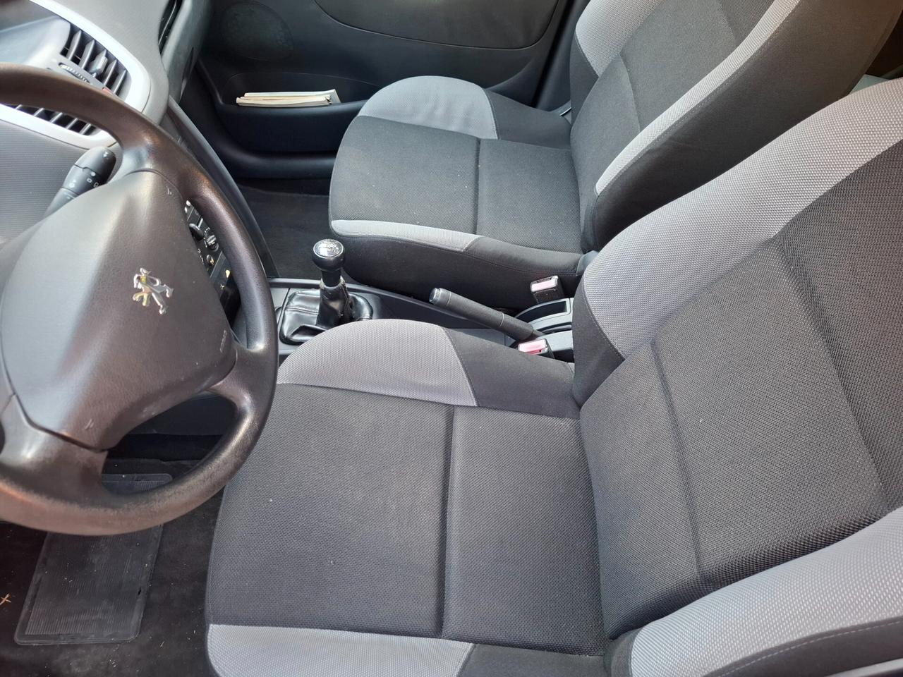 Peugeot 207 1.4 VTI 5P. ENERGIE