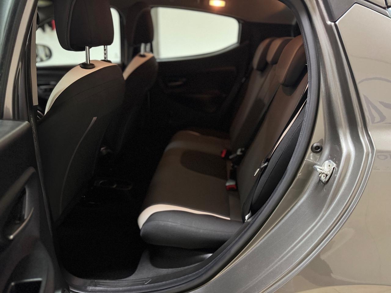 Lancia Ypsilon 1.2 69 CV 5 porte GPL Ecochic Gold