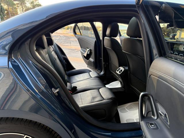 MERCEDES-BENZ A 220 d Automatic Premium Sedan TETTO-PACK NIGHT