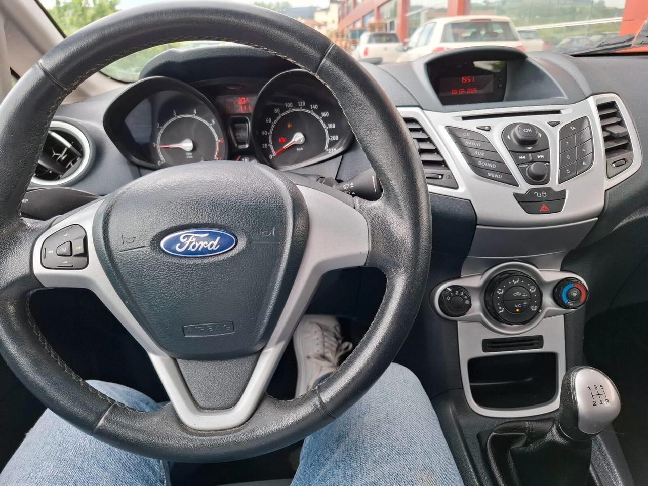 Ford Fiesta 1.4 5 porte Bz.- GPL Titanium