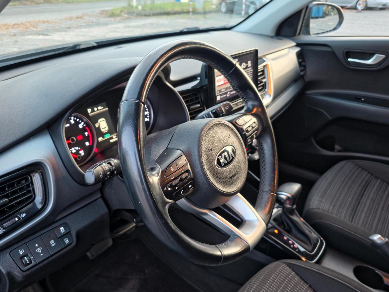 Kia Stonic 1.0 T-GDi 120 CV MHEV DCT GT Line 2020-E6 Automatico