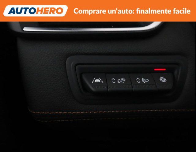 RENAULT Clio TCe 130 CV EDC FAP 5 porte Initiale Paris