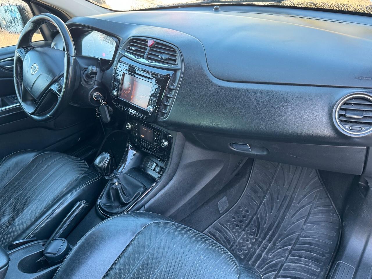 LANCIA DELTA 1.6 MJ 120 CV. GOLD NAVI+CERCHI