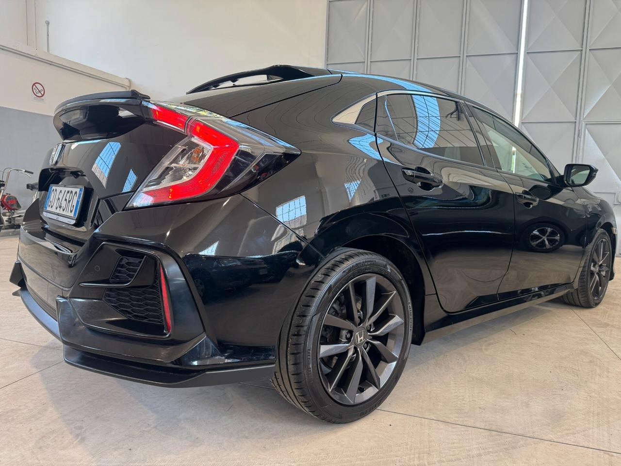 Honda Civic 1.0T 5 porte Elegance Navi