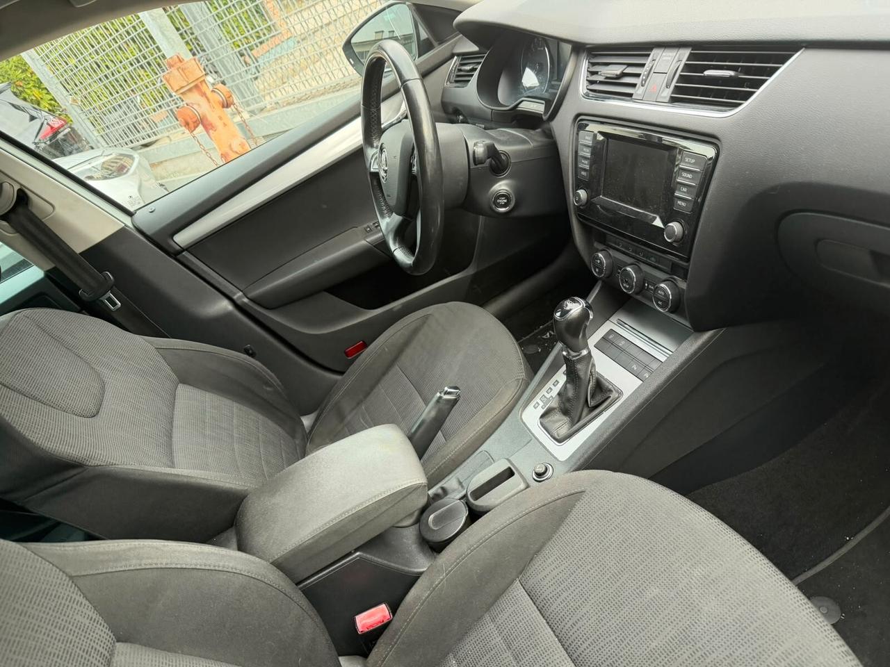 Skoda Octavia 1.6 TDI CR 105 CV DSG Wagon Executive