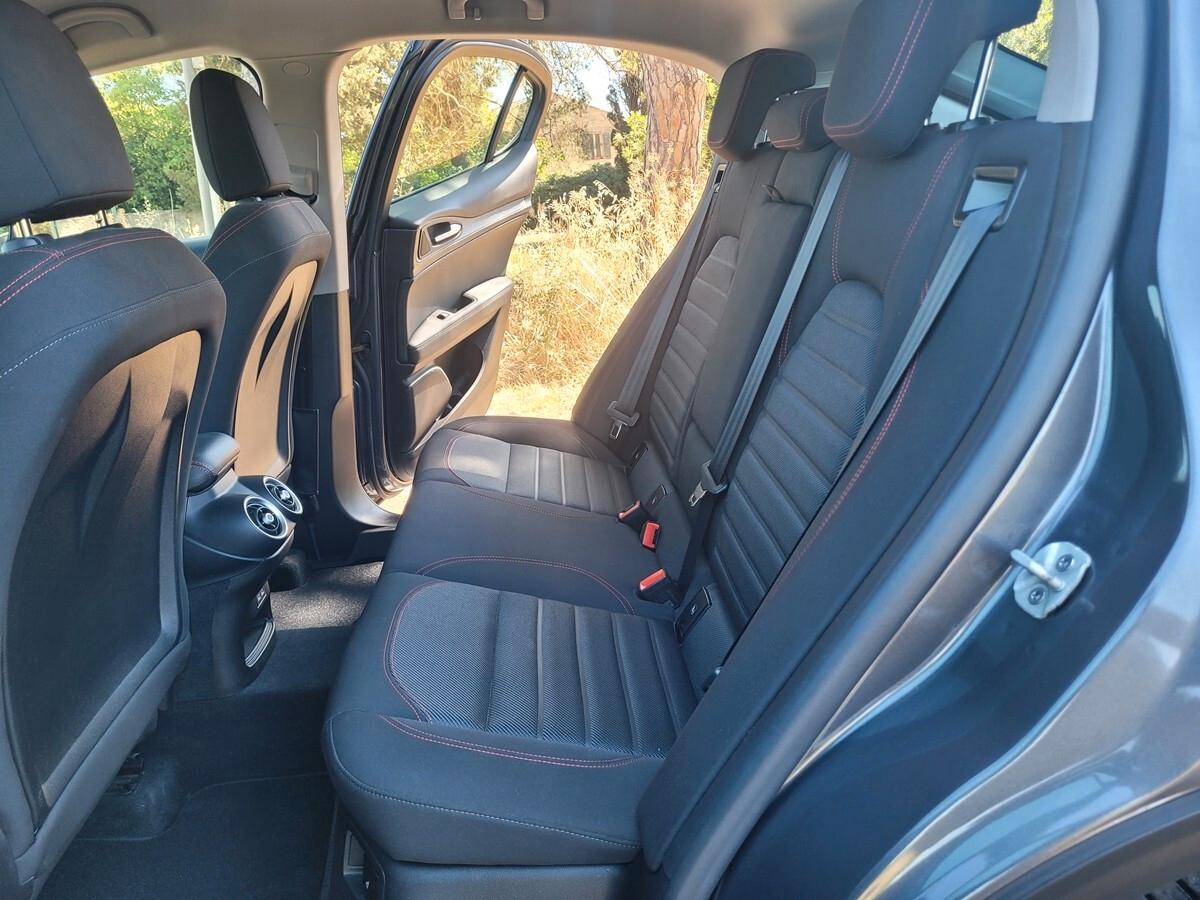 Alfa Romeo Stelvio 2.2 Turbodiesel 190 CV AT8 Q4 Business