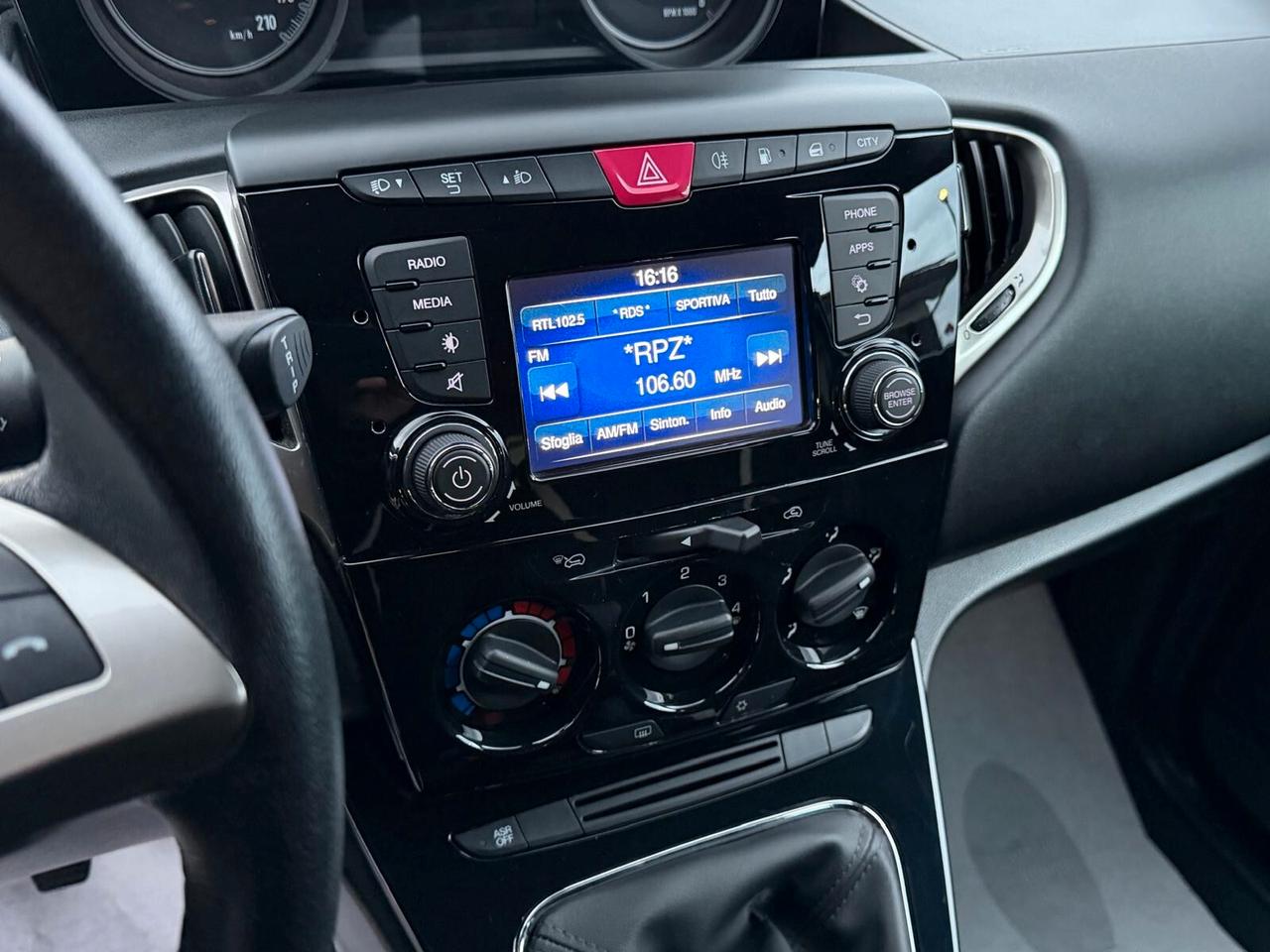 Lancia Ypsilon 1.2 69 cv. EcoChic GOLD (Imp GPL)