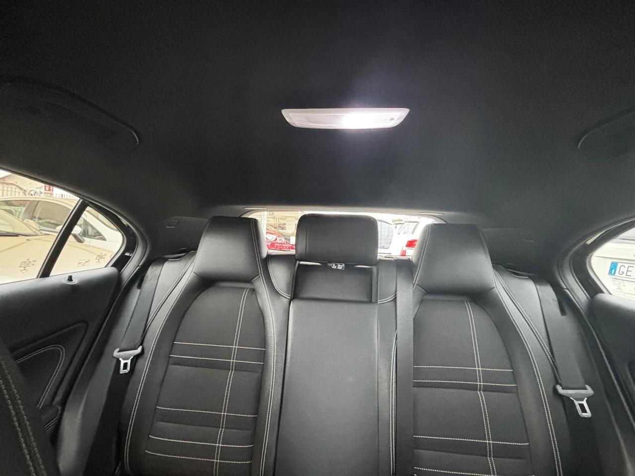 Mercedes-benz A 180 d Premium