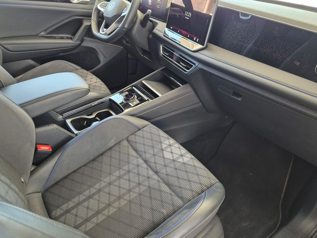 Volkswagen Tiguan R-Line TDI 150 CV DSG