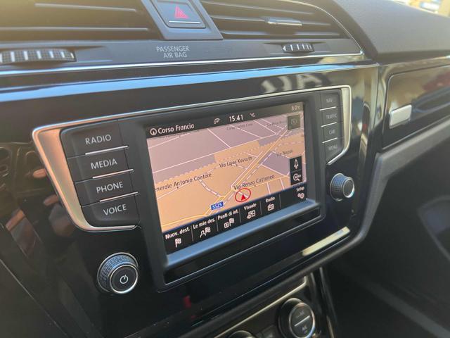 VOLKSWAGEN Touran 2.0 TDI 150 CV SCR DSG Executive BlueMotion Tech.