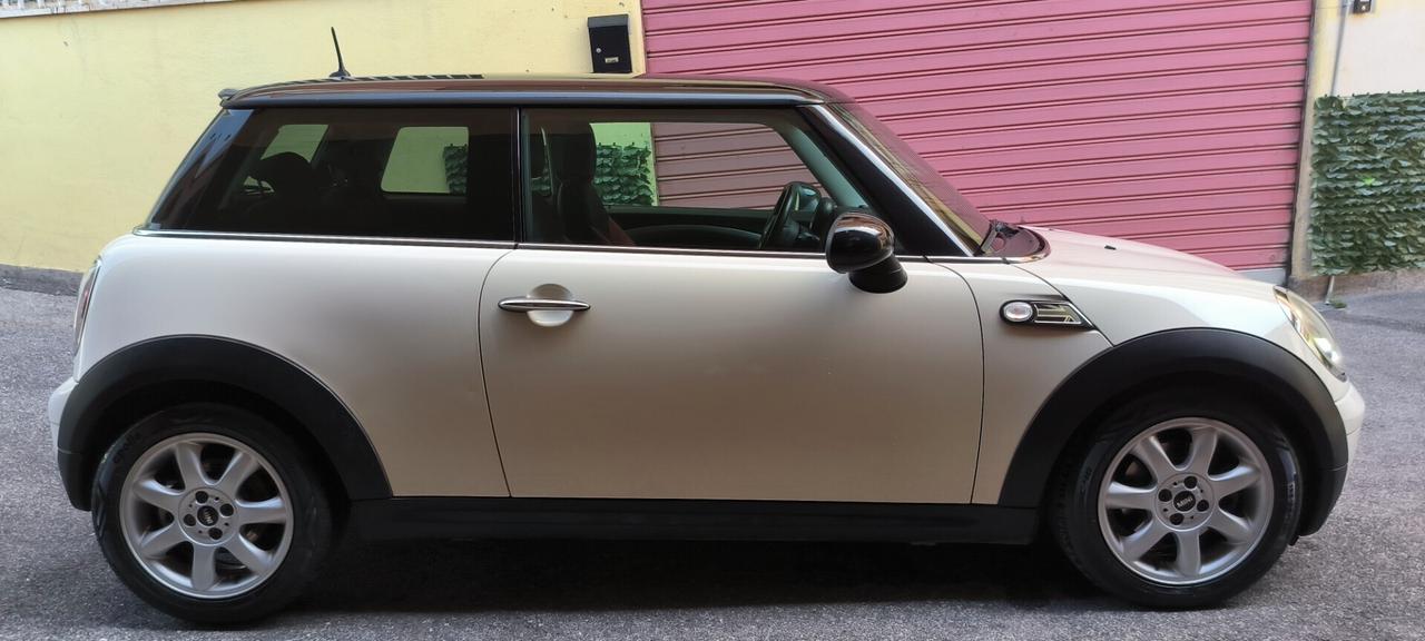 Mini Mini 1.6 16V Cooper Chili