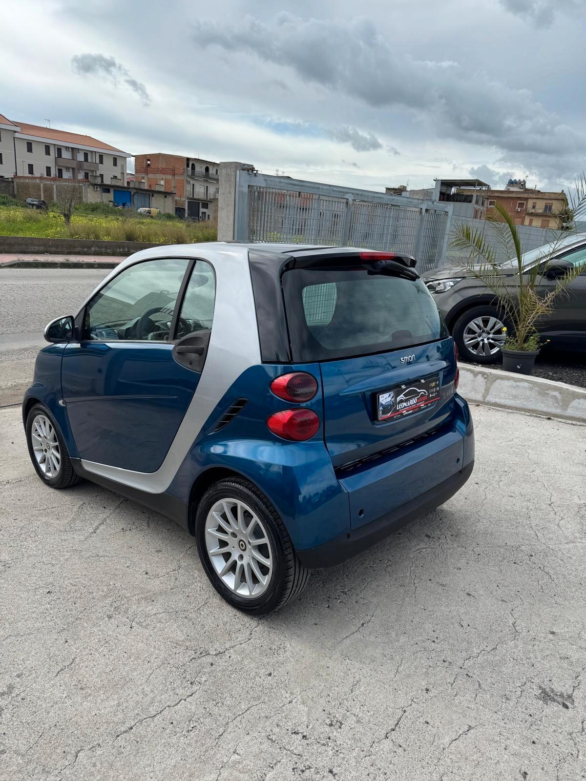 Smart ForTwo 1000 52 kW coupé pure