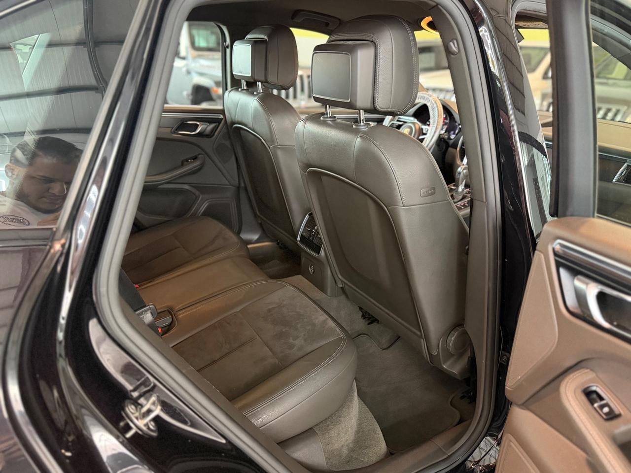Porsche Macan 2.0 Benz 252CV Platnium 2017