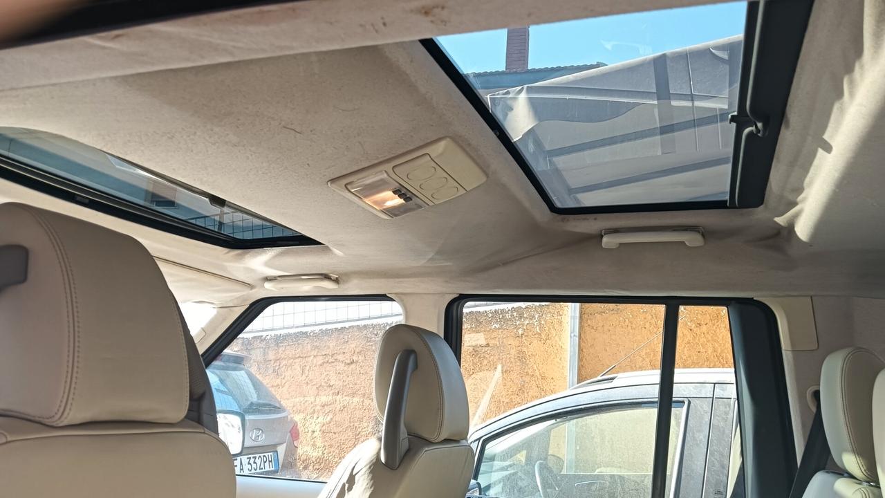 Land Rover Discovery 3 2.7 TDV6 HSE